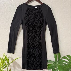 ✨4 for $15✨ Elegant Black Patterned Dress